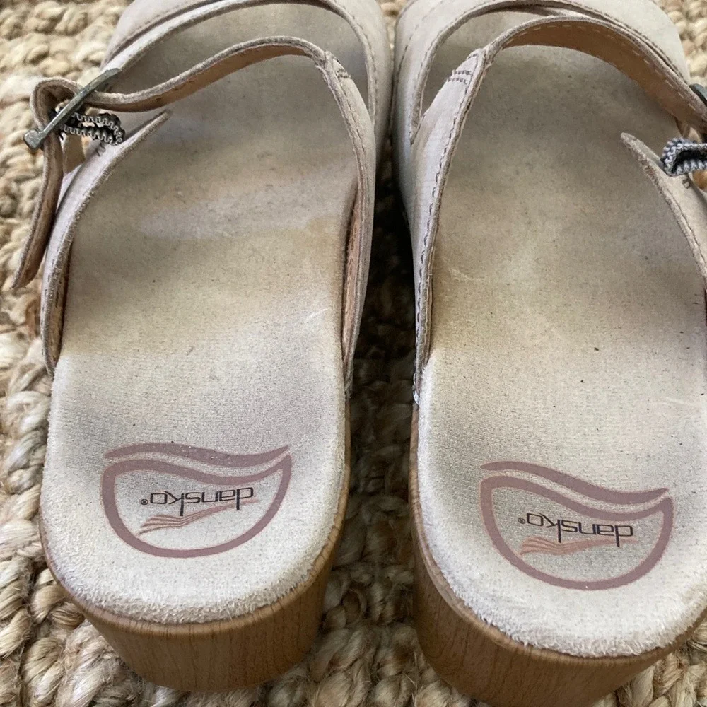 Dansko Womens Sela Beige Leather Block Heel‎ Strappy Buckle Sandal Size 41